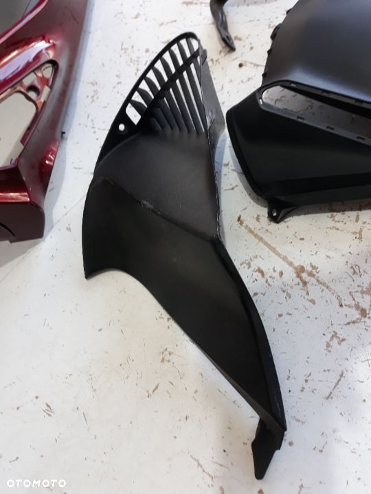 Honda NTV Deauville 700 bok boczek owiewka gmol wypełnienie - 3