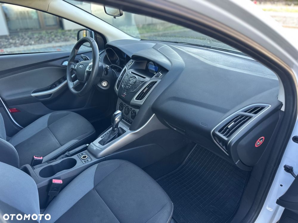 Ford Focus - 11