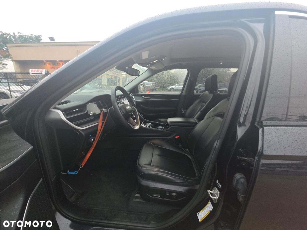 Jeep Grand Cherokee - 6