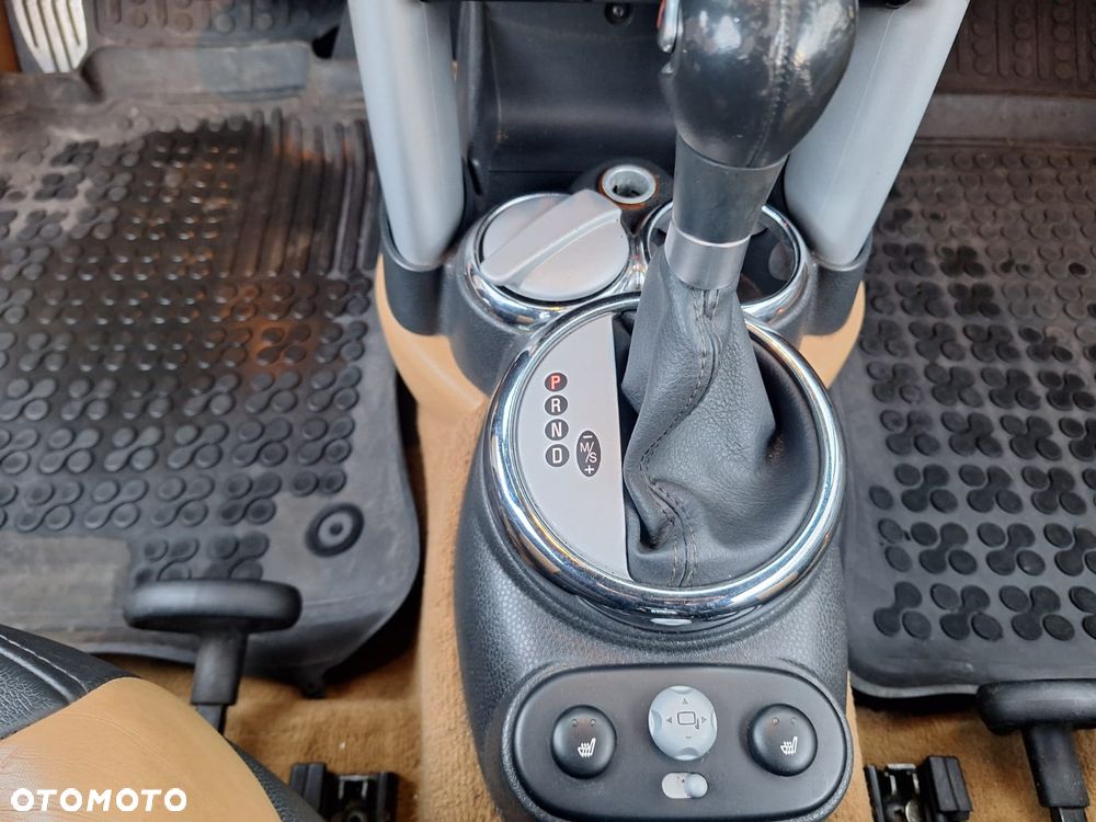 MINI Cooper S Sidewalk - 30