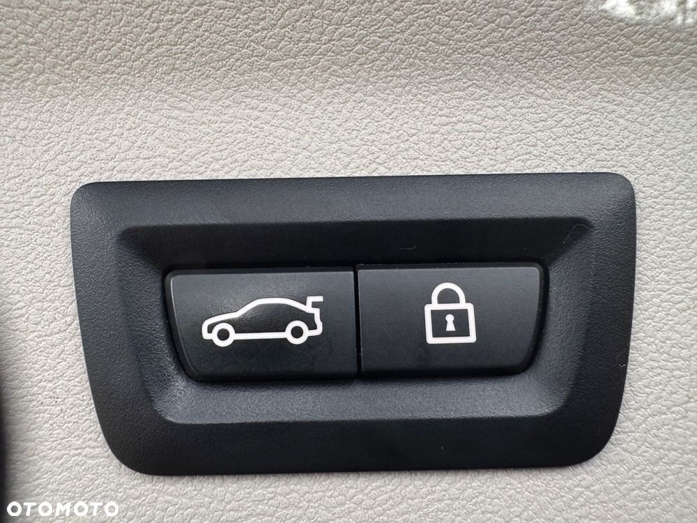 BMW X3 sDrive18d Advantage - 39