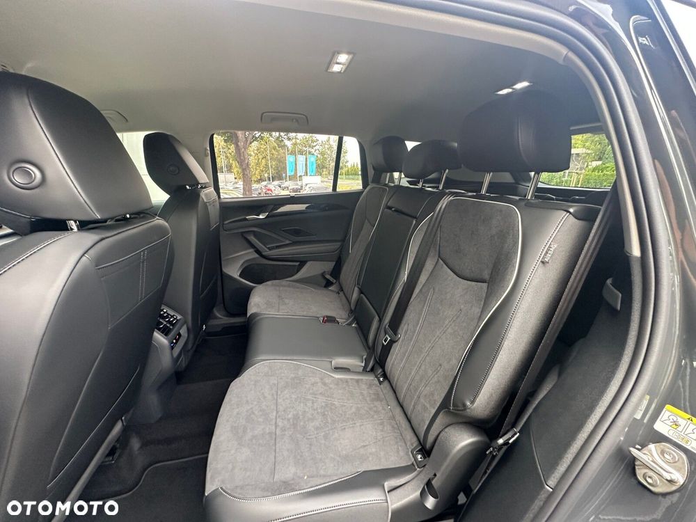 Volkswagen Tayron 2.0 TSI 4Mot Elegance DSG - 26