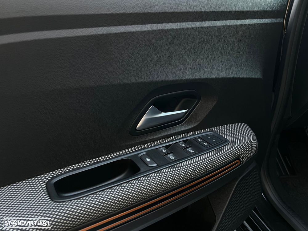 Dacia Sandero 1.0 TCe Essential - 22