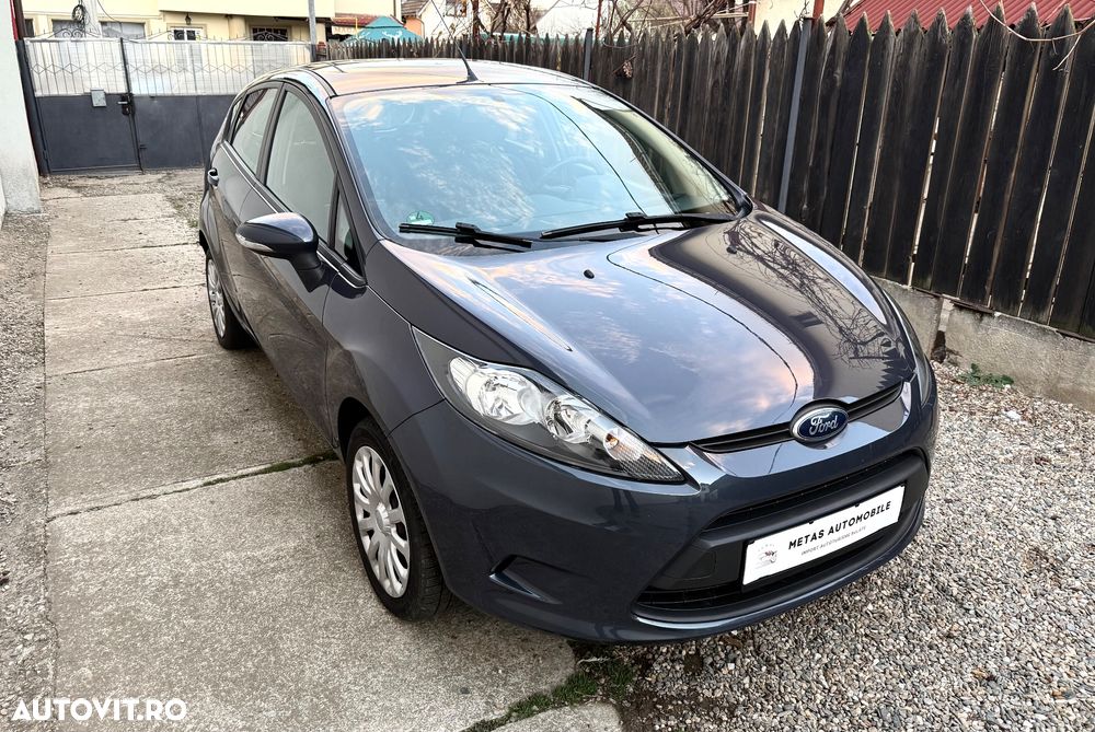 Ford Fiesta 1.6 TDCI Champions Edition - 12