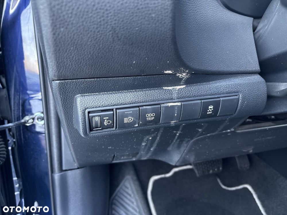 Toyota Corolla 1.8 Hybrid Comfort - 25