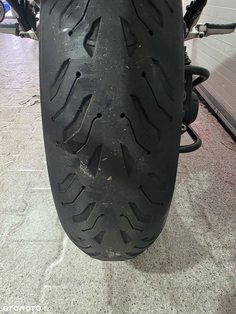 Moto Guzzi Stelvio - 13