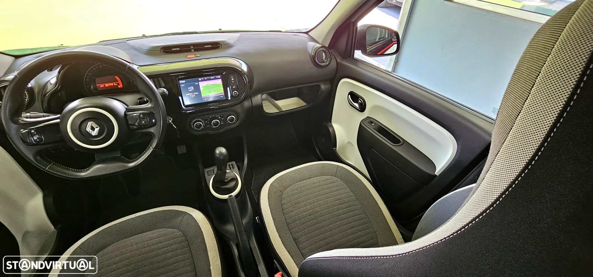 Renault Twingo 1.0 SCe Dynamique - 45
