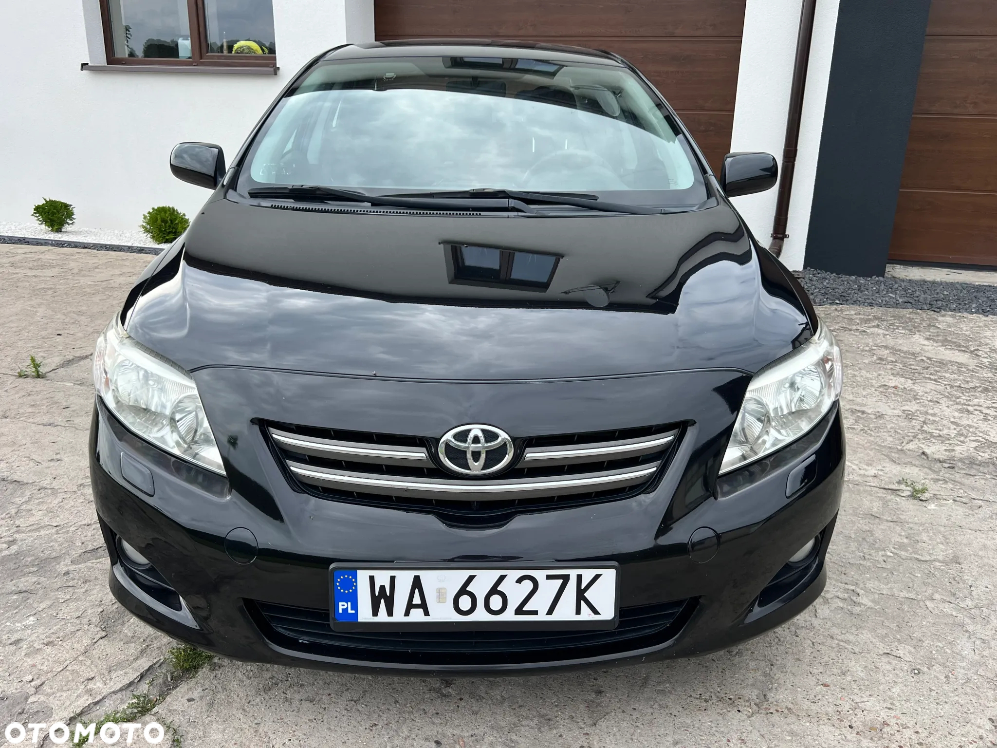 Toyota Corolla - 3