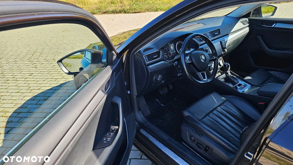 Skoda Superb 2.0 TDI L&K DSG - 12