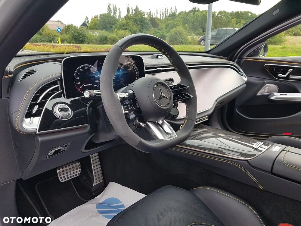 Mercedes-Benz Klasa E AMG 53 PHEV 4Matic+ 9G-Tronic TCT - 16