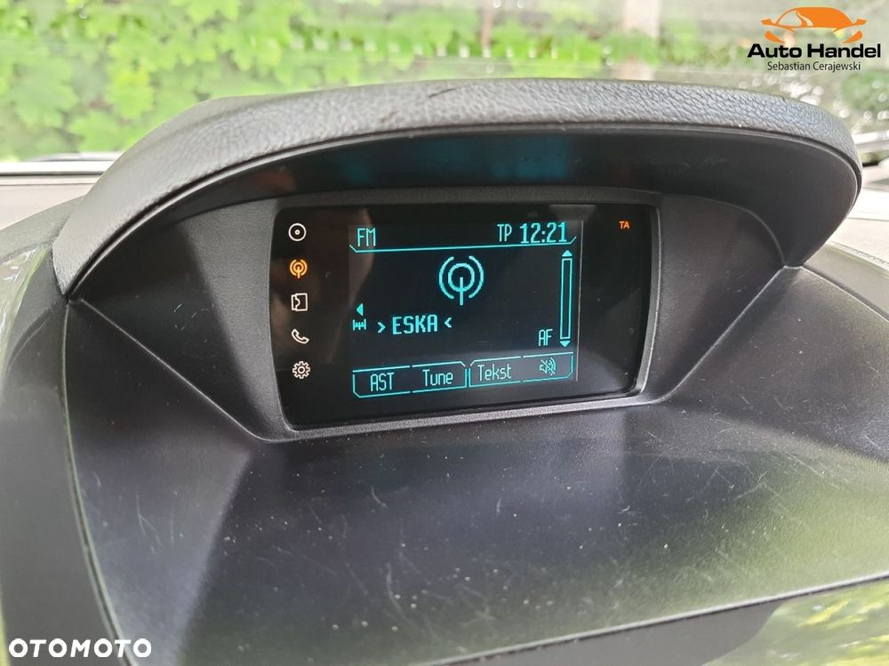 Ford Tourneo Courier - 22