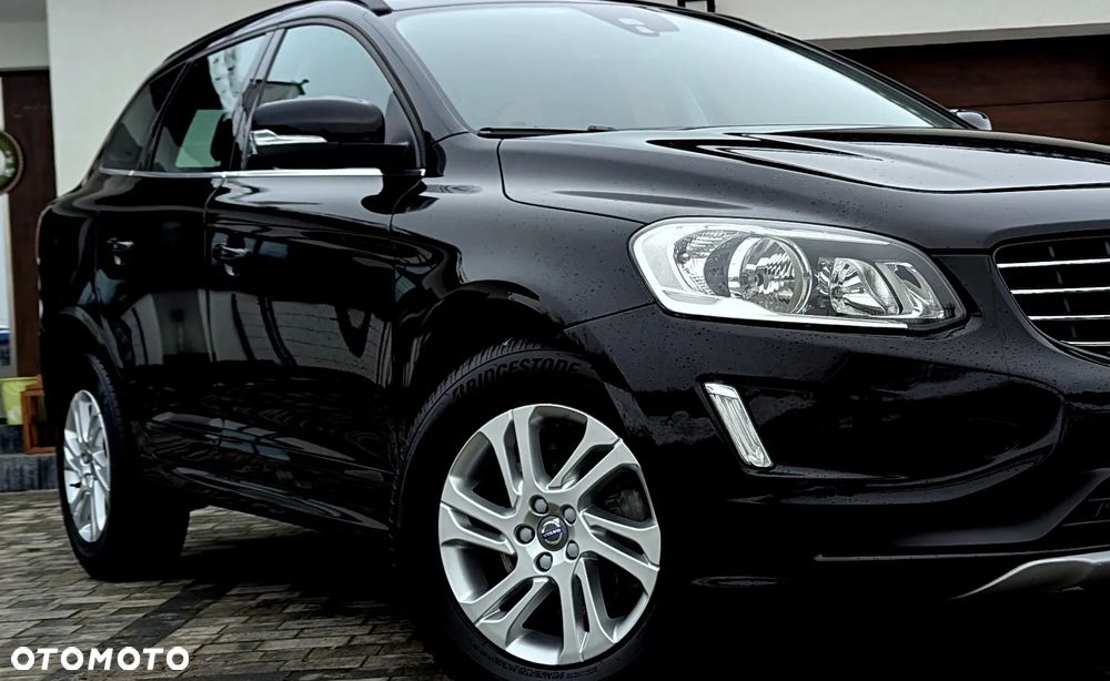 Volvo XC 60 D3 Geartronic Momentum - 24