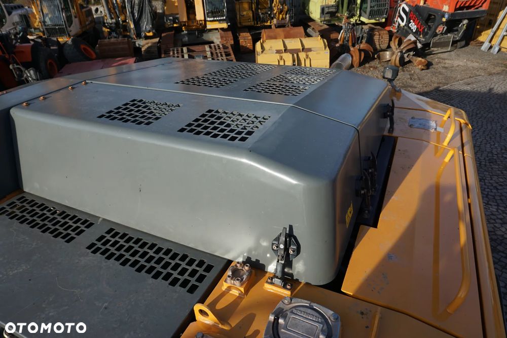 Liebherr R 970 S HD - 15