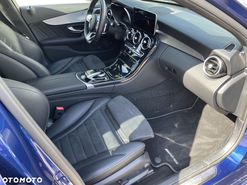 Mercedes-Benz Klasa C 200 9G-TRONIC AMG Line - 4