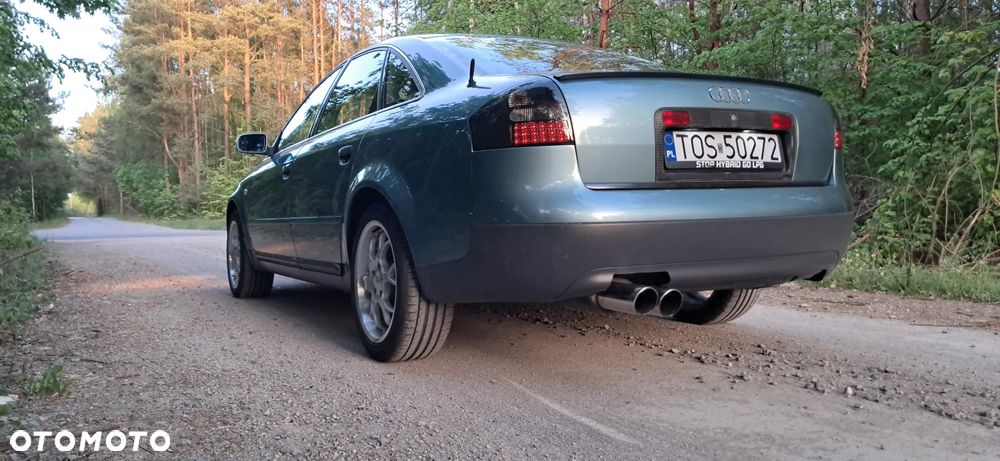 Audi A6 Limousine 2.4 - 6