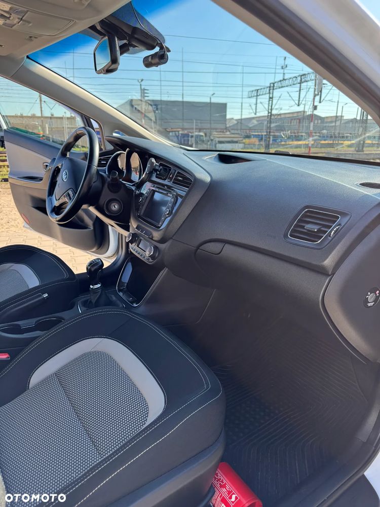 Kia Ceed - 17