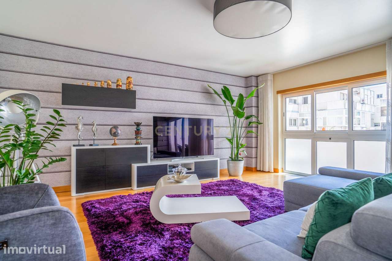 Apartamento T4 Premium com Terraço na Avenida da Independência - Grande imagem: 5/60