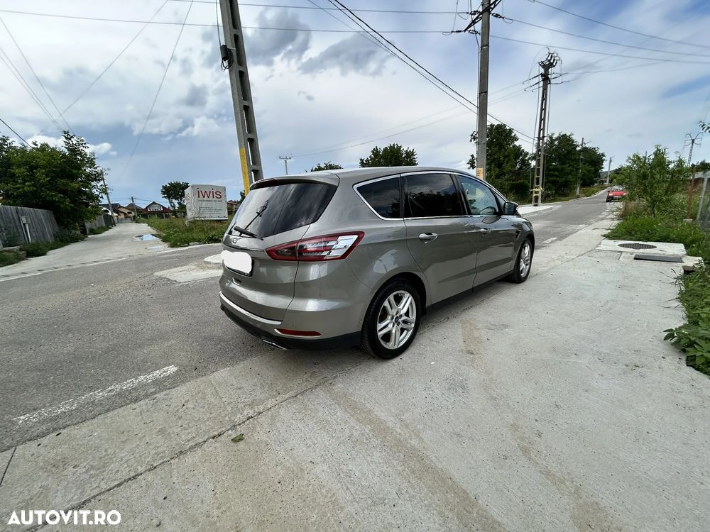 Ford S-Max 2.0 TDCi Powershift AWD Titanium - 4