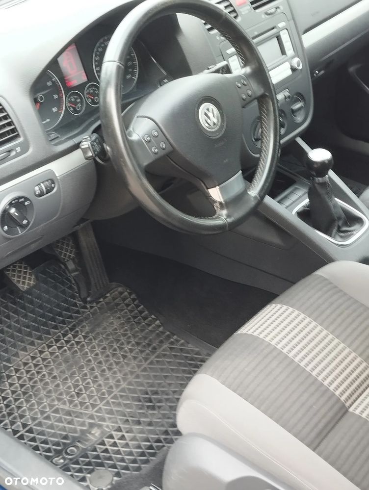 Volkswagen Golf - 7