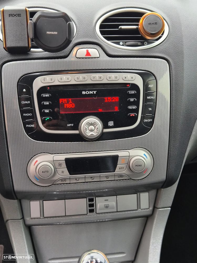 Ford Focus 1.6 TDCi Sport - 9