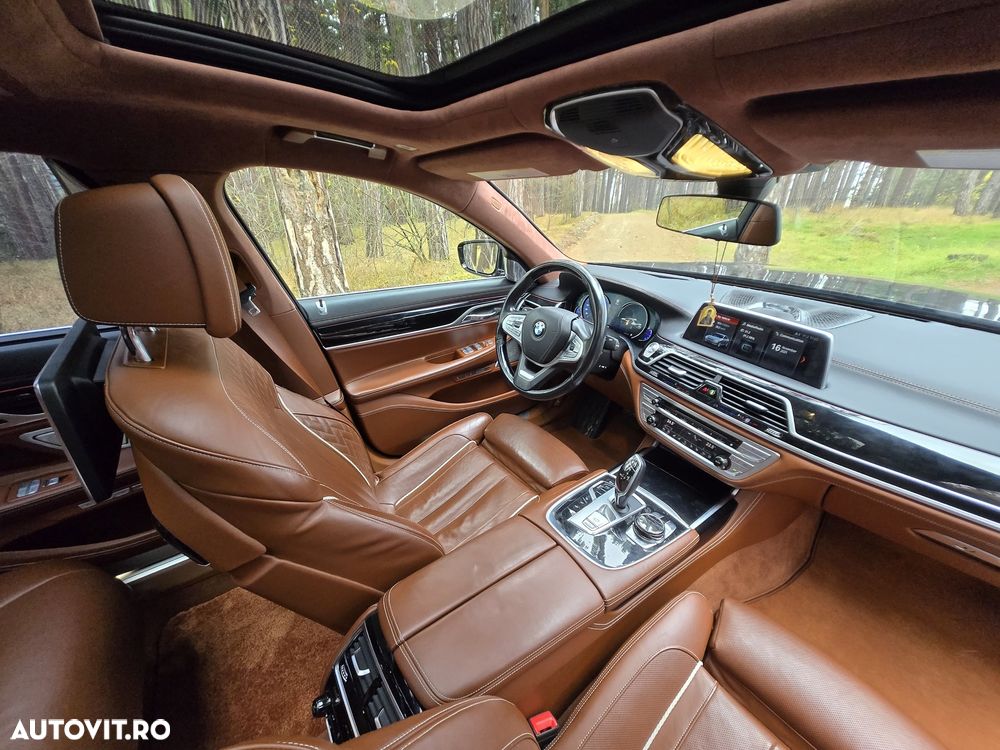 BMW Seria 7 750Li xDrive - 10