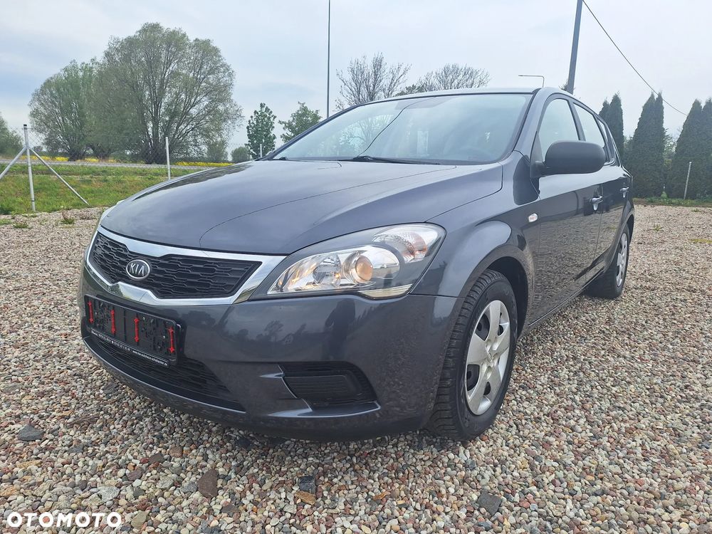 Kia Ceed 1.4 CVVT Spirit - 26