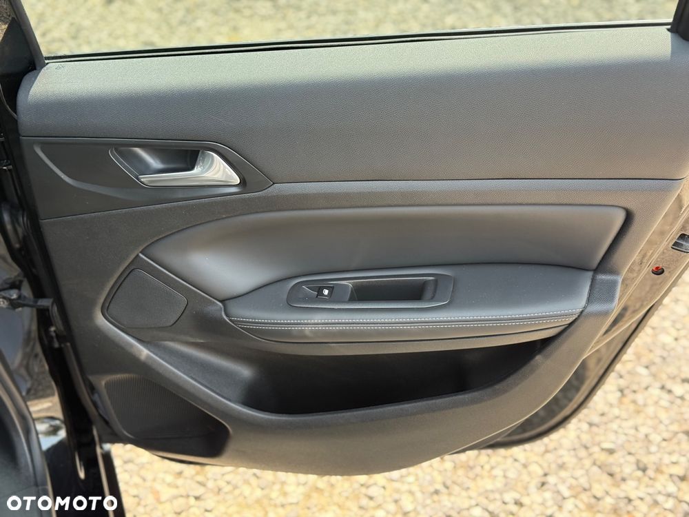Peugeot 308 BlueHDi 150 Stop & Start Business-Line - 34