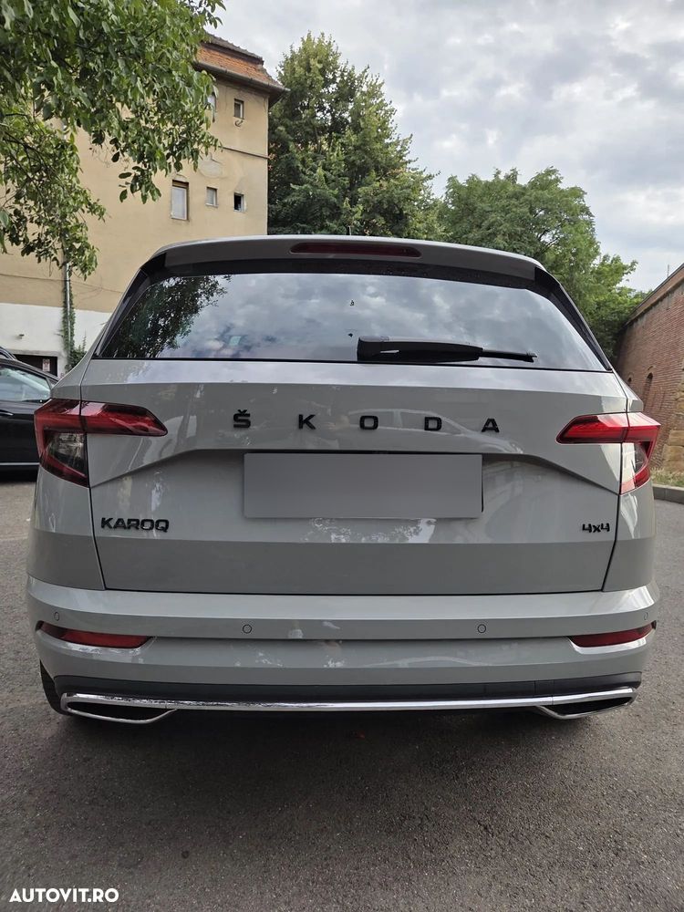 Skoda Karoq 2.0 TDI SCR 4x4 DSG Sportline - 9