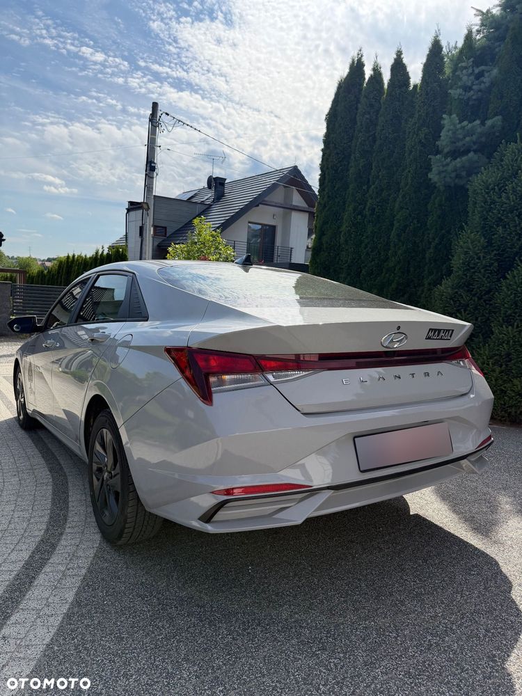 Hyundai Elantra 1.6 Classic + - 4