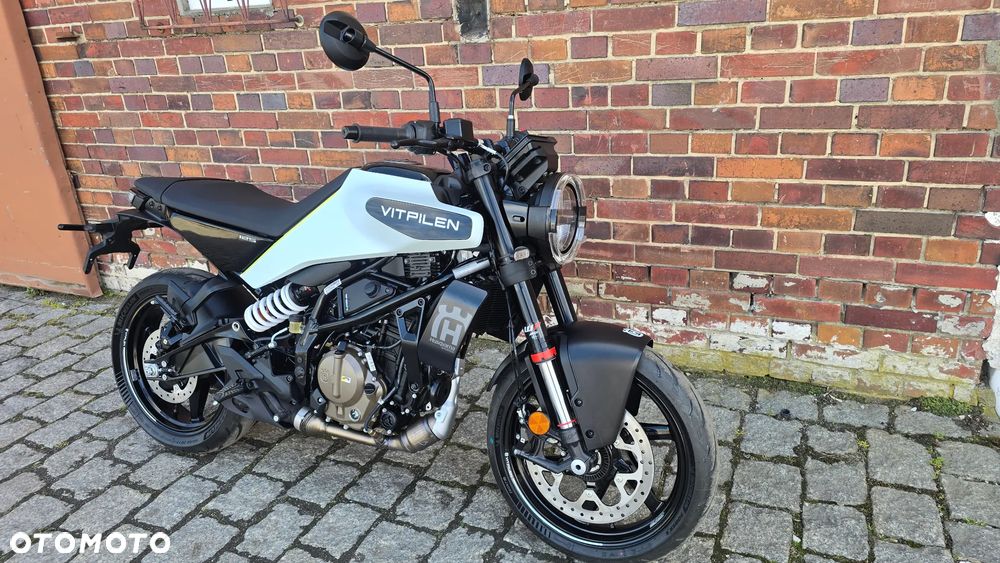 Husqvarna Vitpilen - 21