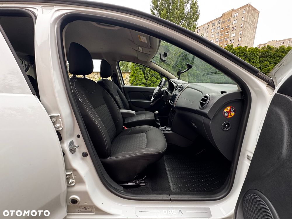 Dacia Sandero 1.2 16V Laureate - 24
