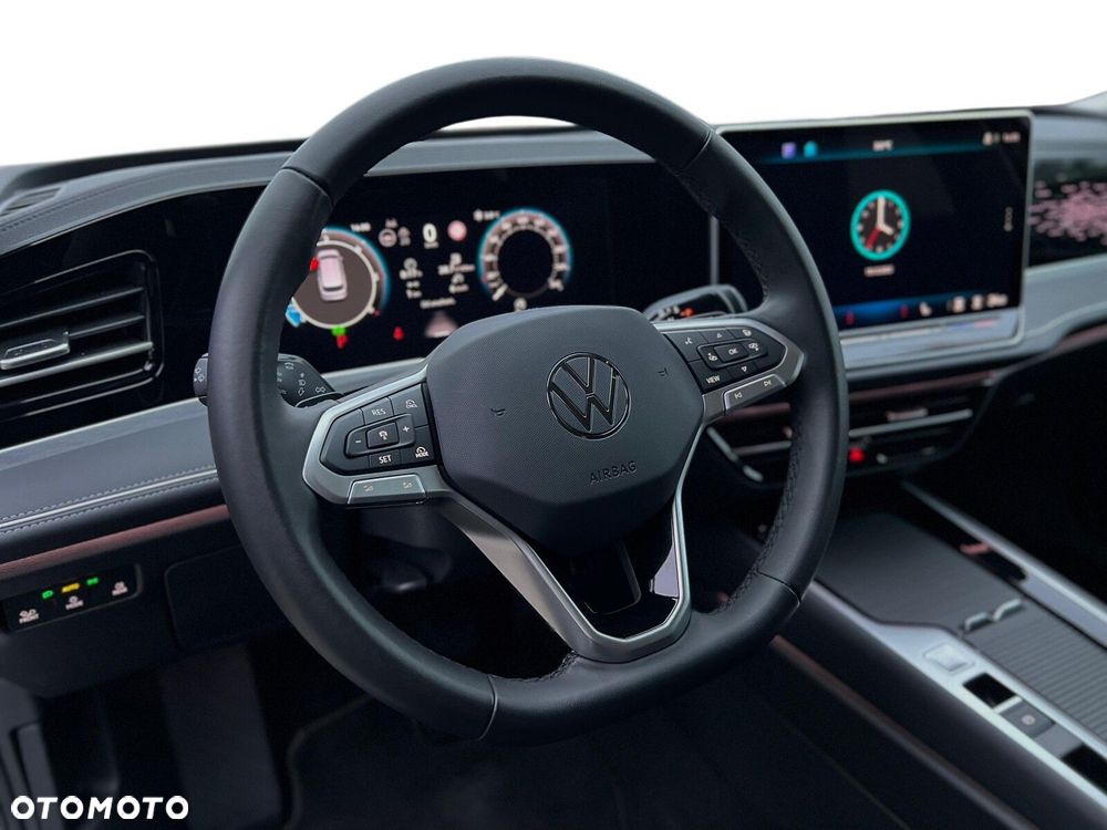 Volkswagen Passat - 12