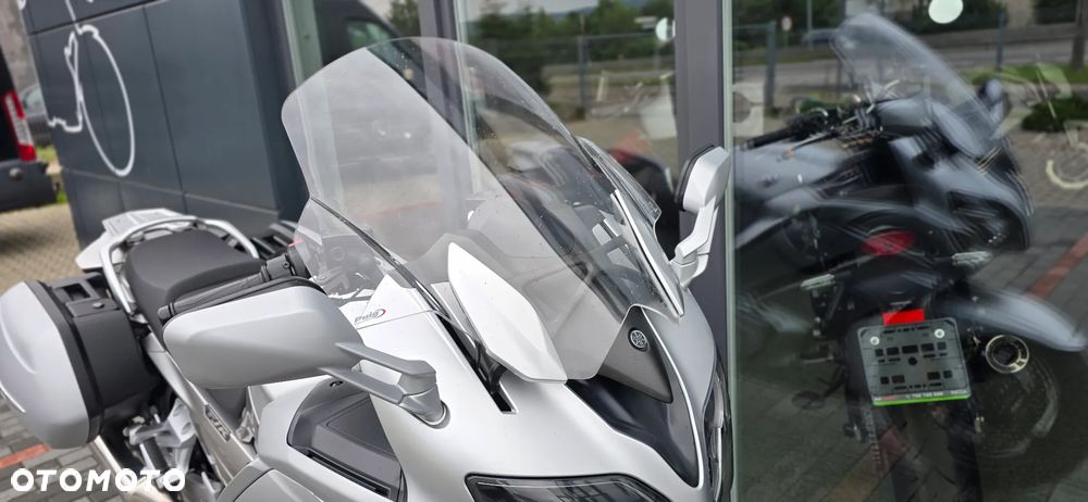 Yamaha FJR - 9