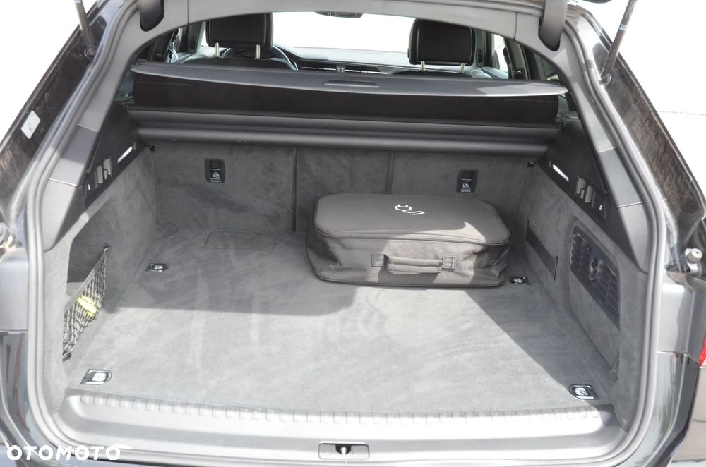 Audi A6 Avant 55 TFSI e quattro S tronic S line - 19