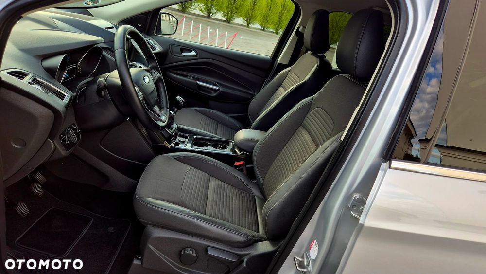 Ford Kuga 2.0 TDCi 4WD Titanium - 13