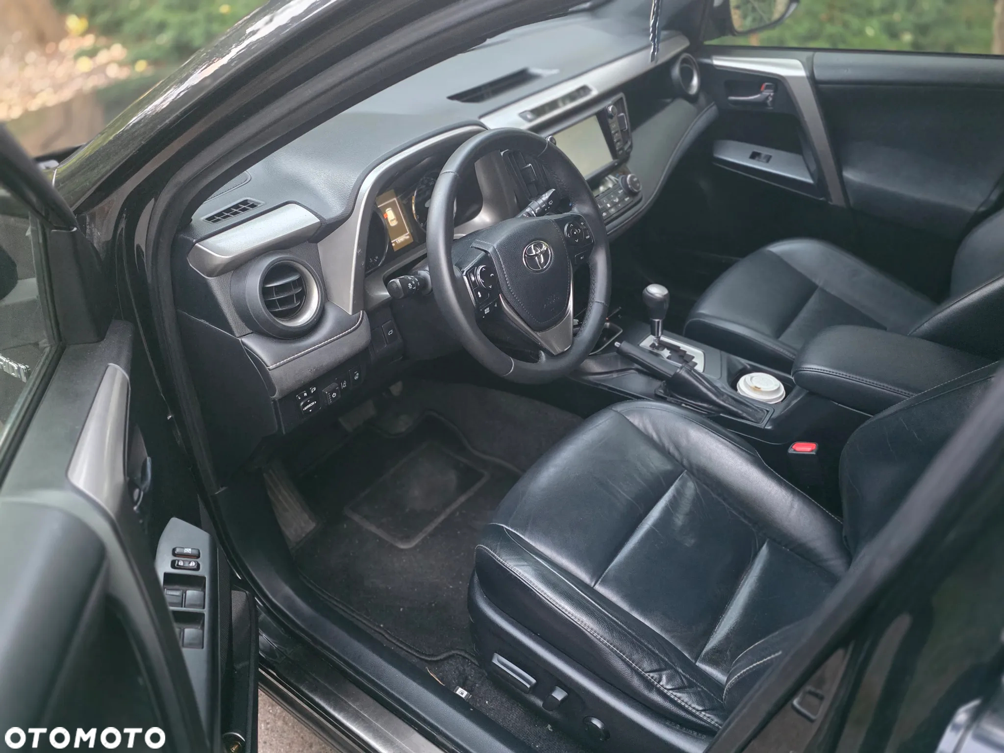 Toyota RAV4 - 4