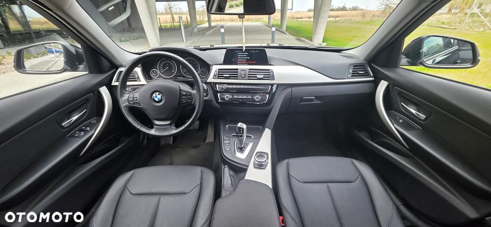 BMW Seria 3 318i GPF Advantage - 14