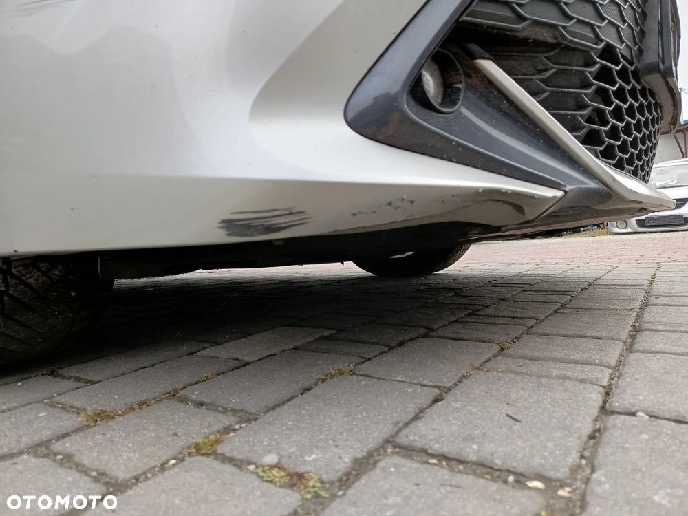 TOYOTA COROLLA E21 ZDERZAK PRZÓD PRZEDNI GOŁY 1J6 - 4