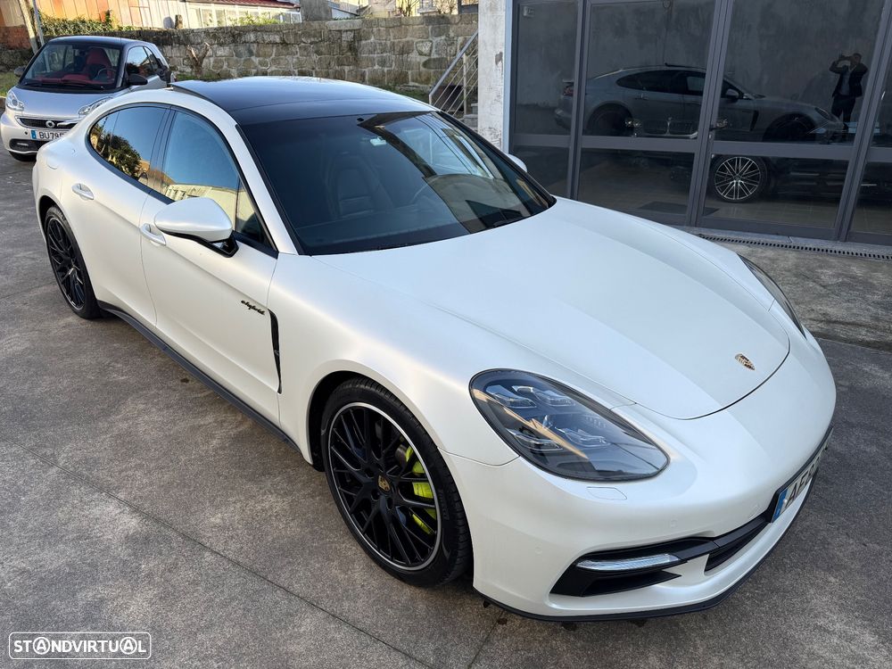 Porsche Panamera - 11