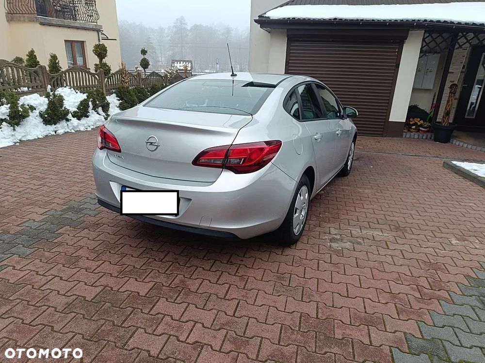 Opel Astra 1.6 Cosmo - 5