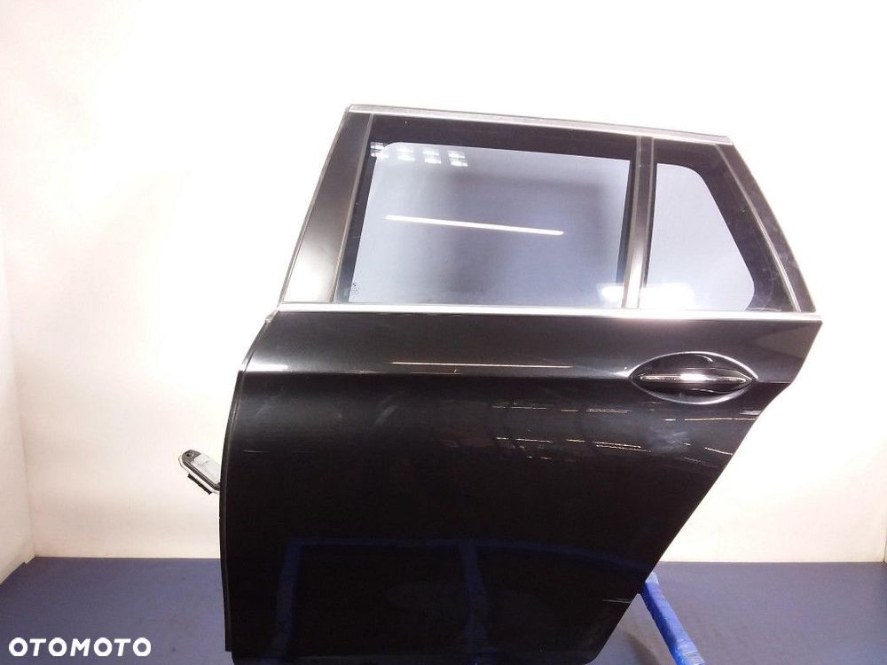 BMW 5 F11 TOURING DRZWI TYŁ LEWE 475 - 1