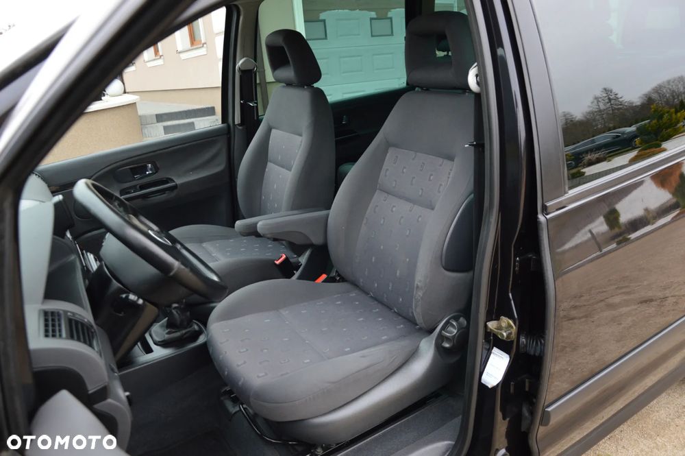 Volkswagen Sharan 1.9 TDI Comfortline Family - 19