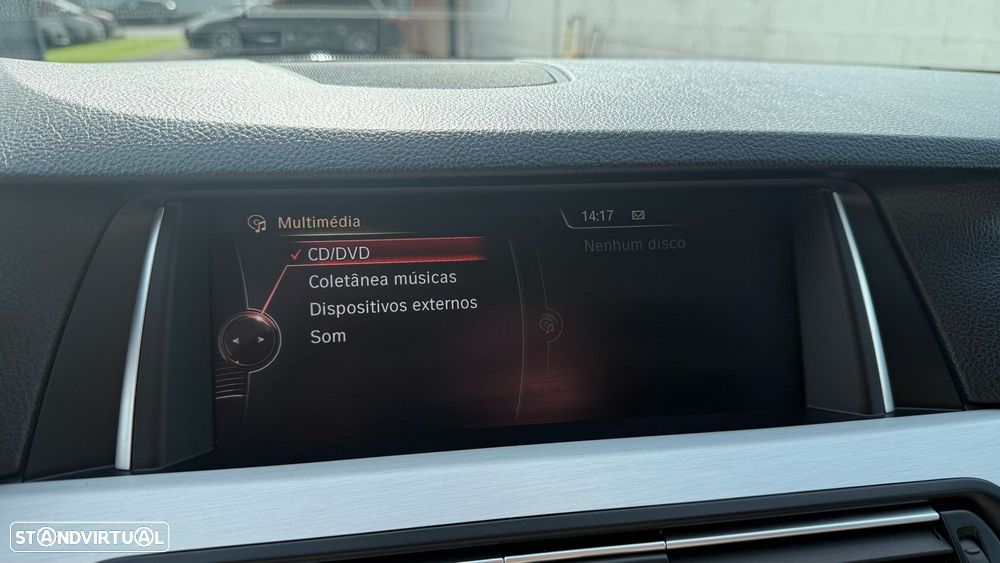 BMW 525 d Pack M Auto - 32