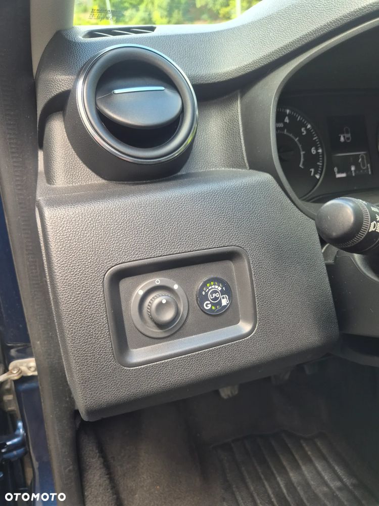 Dacia Duster 1.6 SCe Prestige - 19
