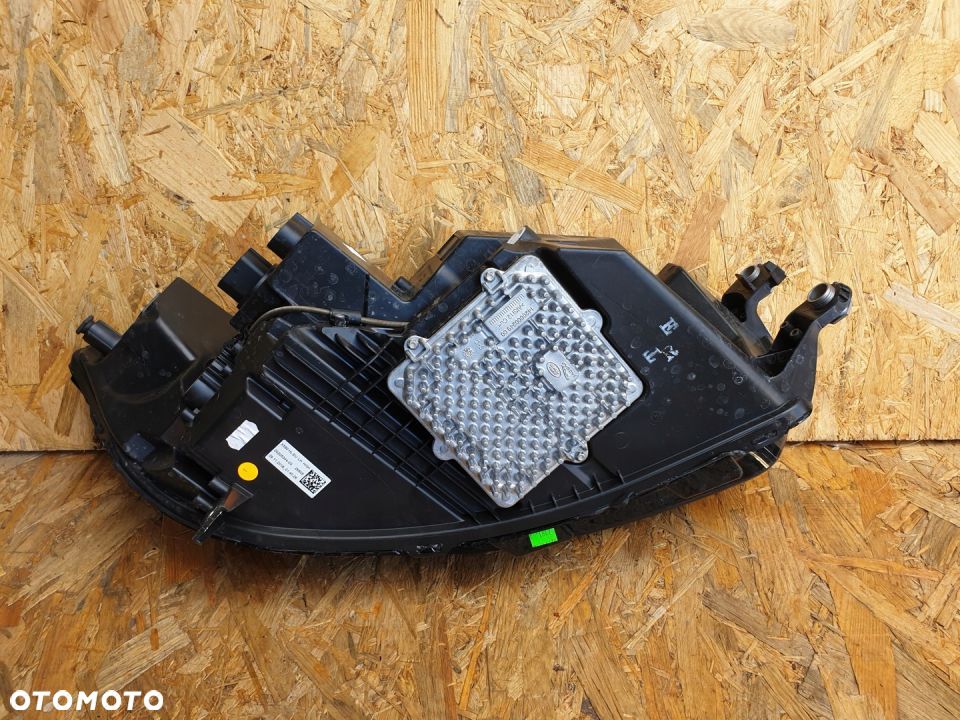 JAGUAR I-PACE LAMPA LED LAMPA LEWA IPACE X590 - 2