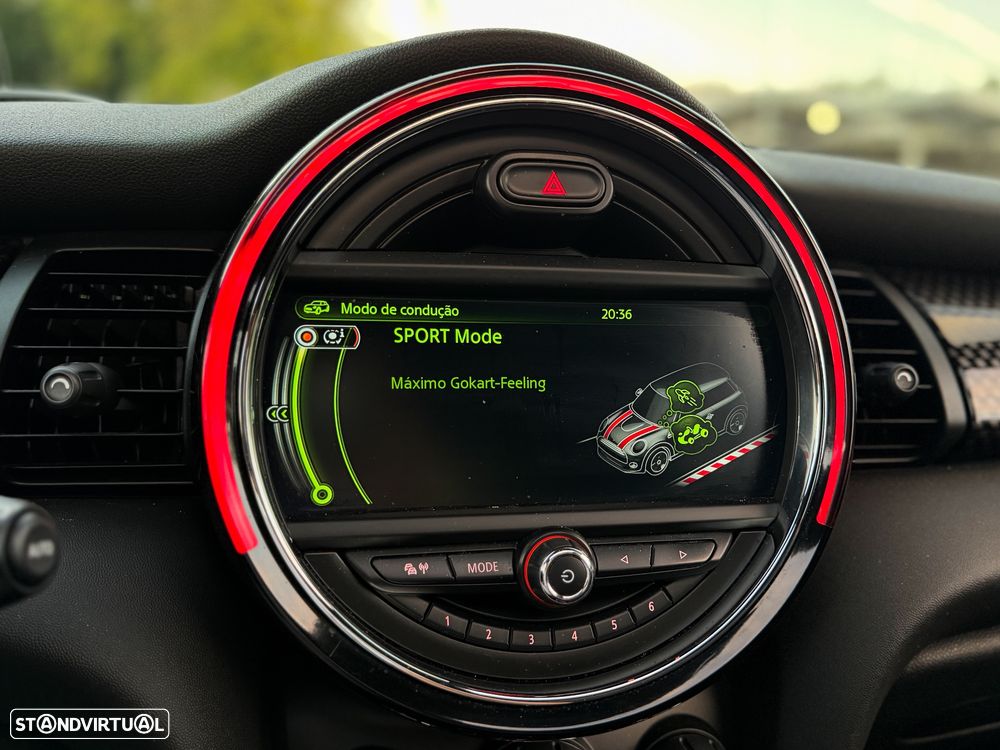 MINI 3 Portas John Cooper Works Aut. - 9