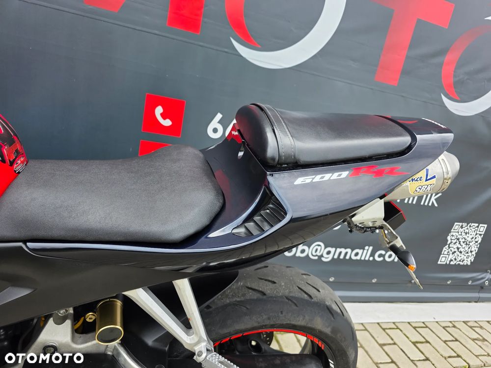 Honda CBR - 8