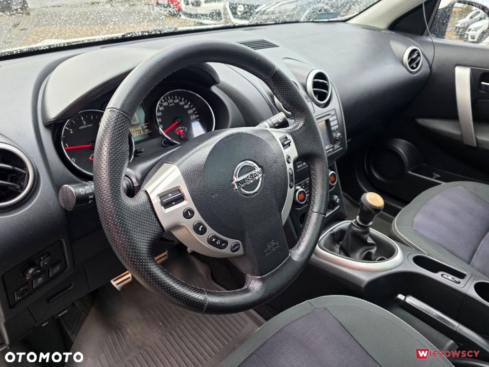 Nissan Qashqai+2 - 16