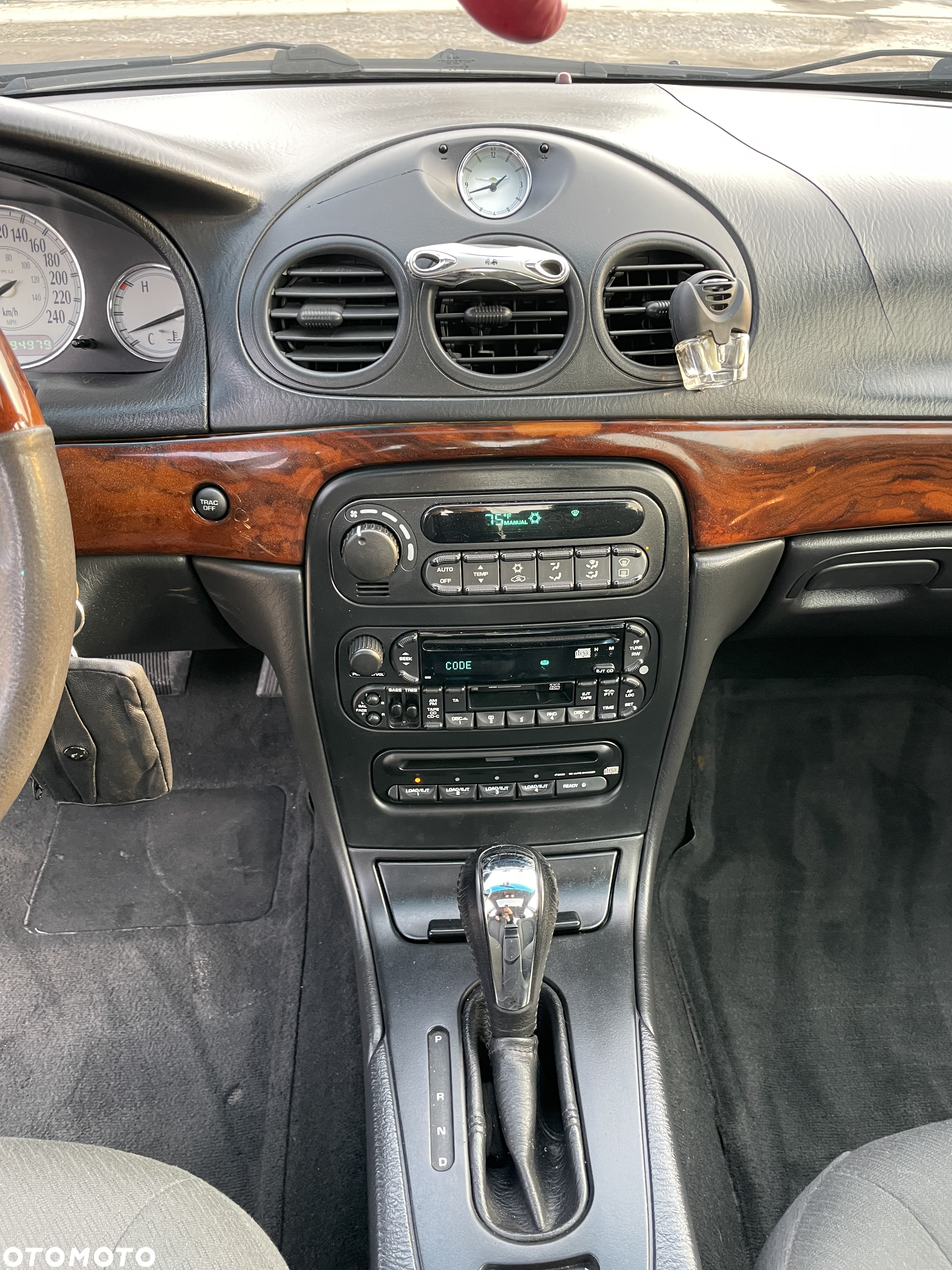 Chrysler 300M 2.7 - 10