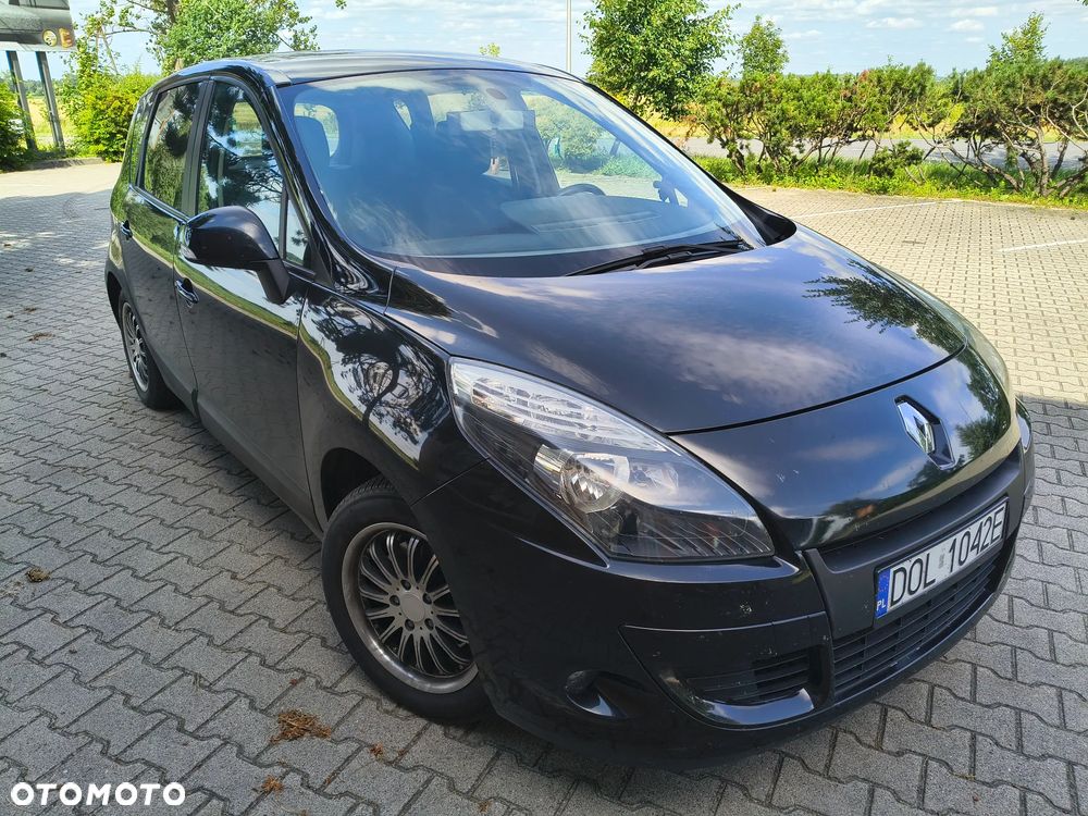 Renault Scenic 1.6 16V 110 Dynamique - 1